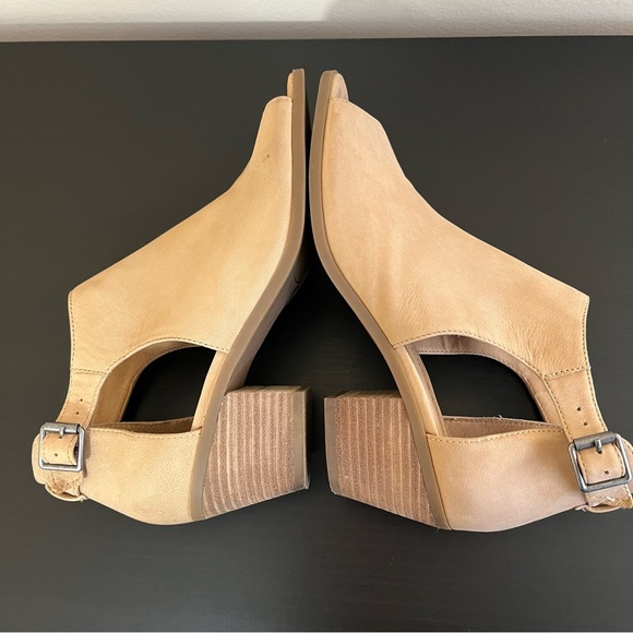 Lucky Brand Barimo Leather Peep Toe Ankle Fashion Heels - Picture 3 of 12